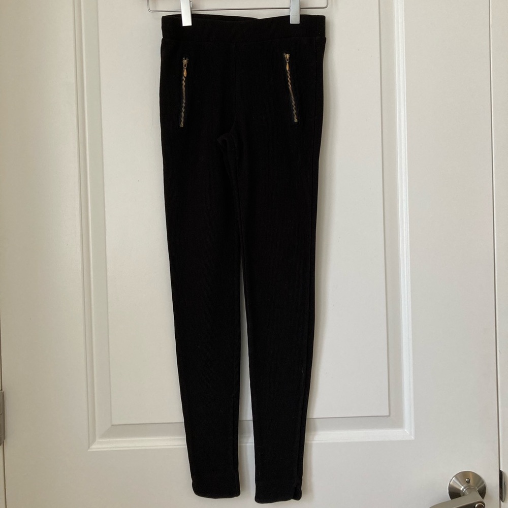 Zippered Ribbed Knit Leggings